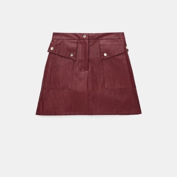 ZARA Garnet Faux Leather Mini Skirt Sz M Maroon Fall Pockets Chic - Picture 3 of 13